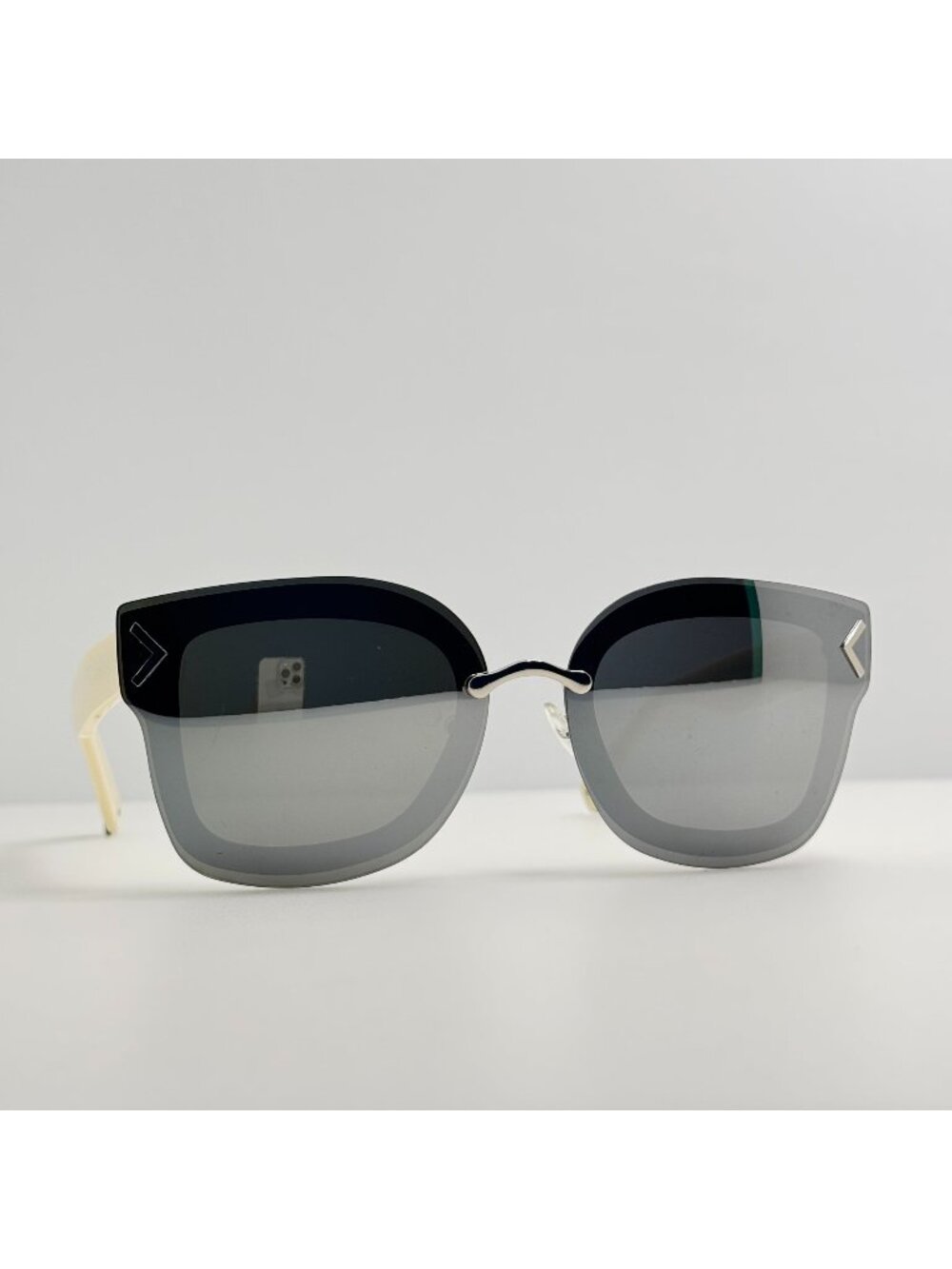 Kendall + Kylie Sunglasses Priscilla KK4003 045 65-15-140
